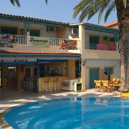 Sirocco Hotel 